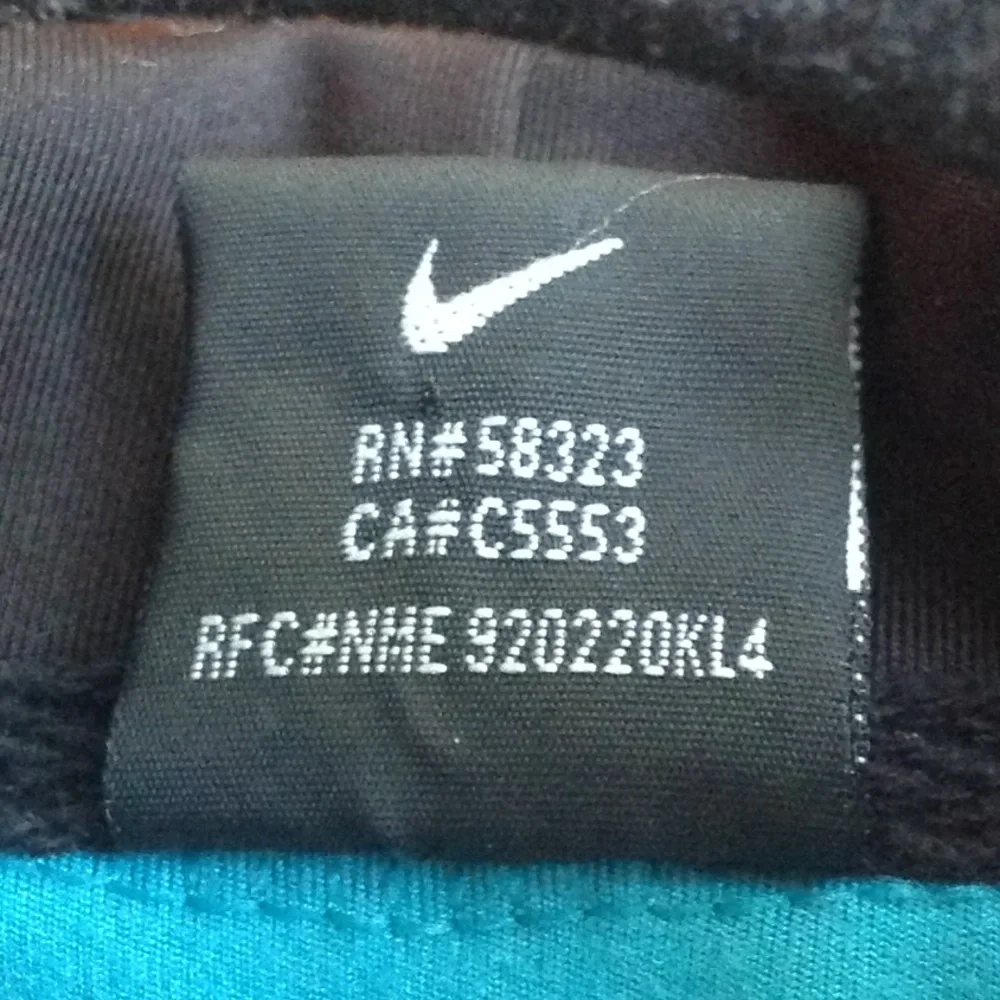 ♠️ NIKE - 